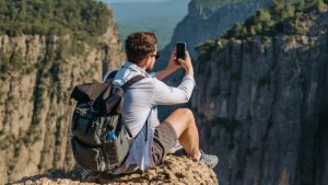 Забудьте о роуминге: как eSIM упрощает интернет-доступ за рубежом